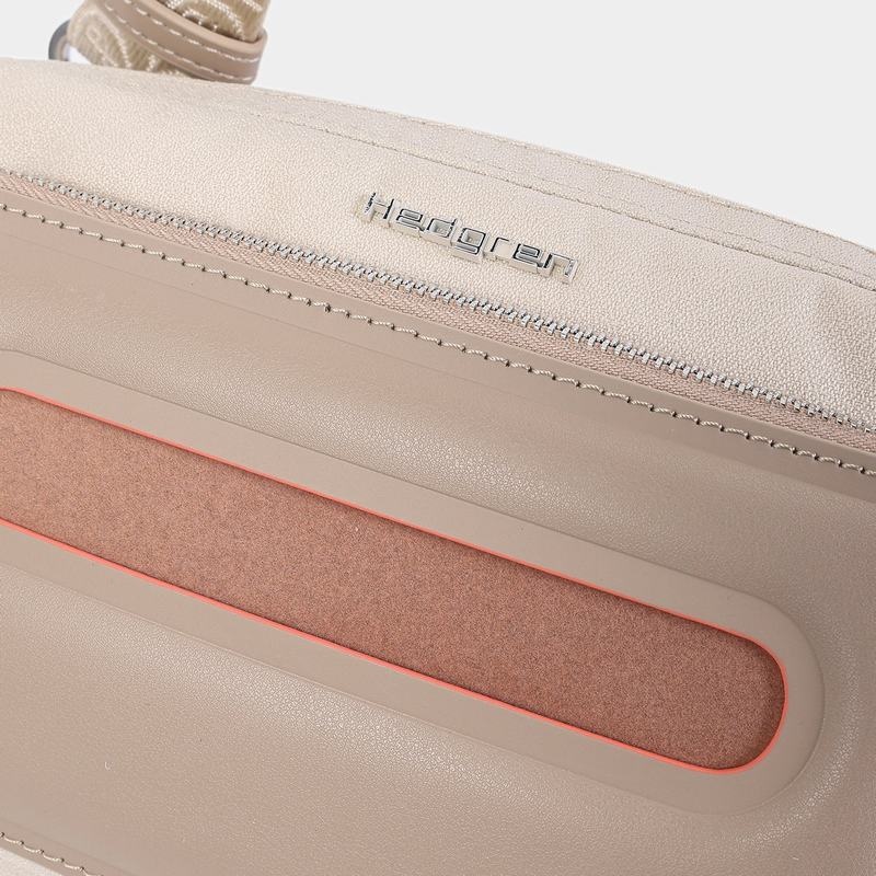 Women's Hedgren Americano Belt Bags Beige | QPE3189NS