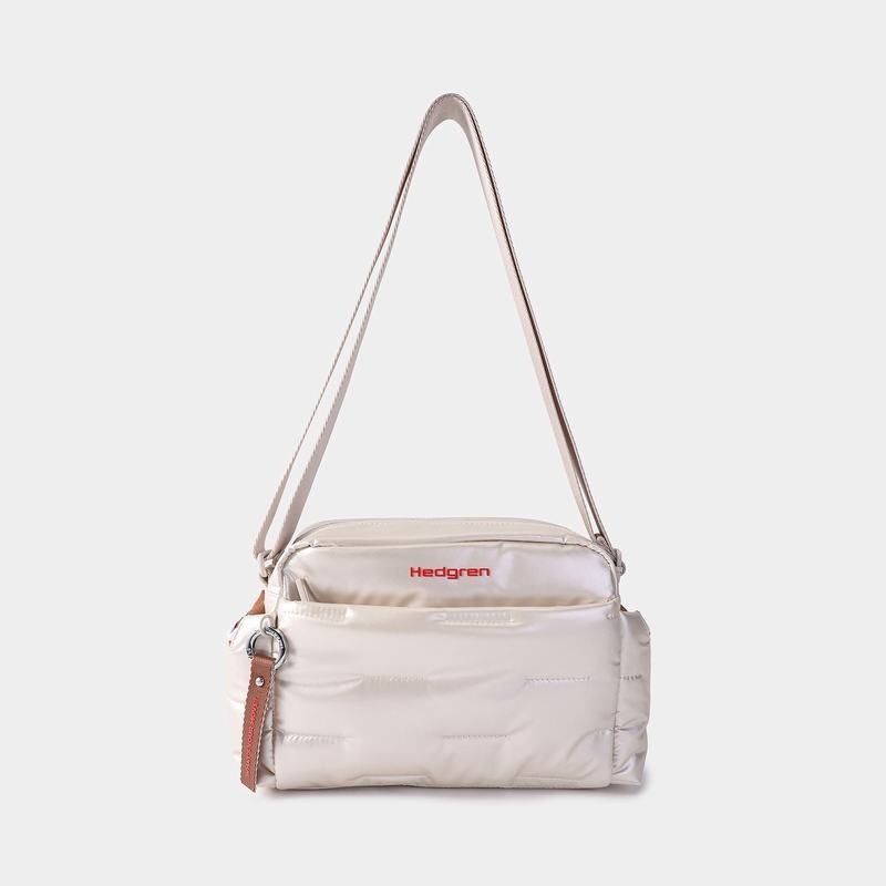 Women's Hedgren Cozy Shoulder Bags Beige | EWM3860HK